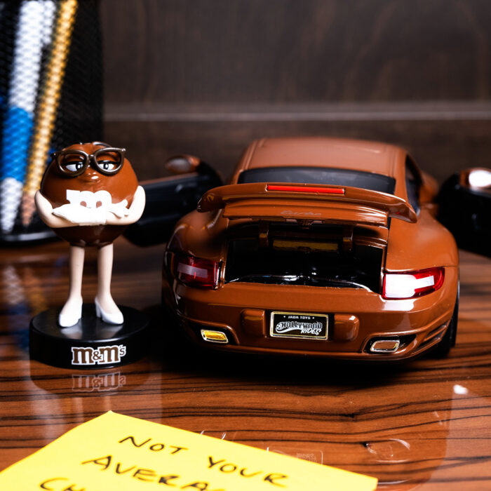 Porsche 911 Turbo (Deluxe)